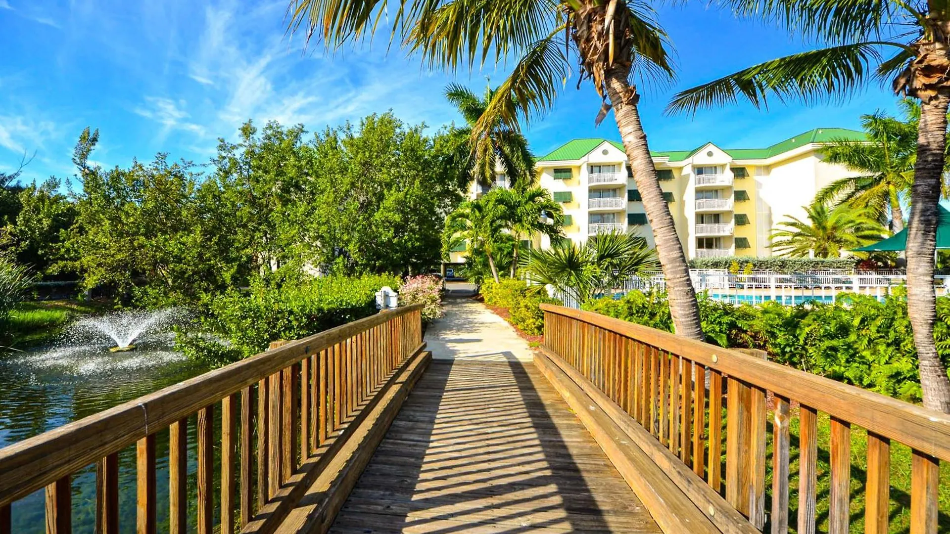 Apartment Sunrise Suites - Butterfly Nest #107 Key West